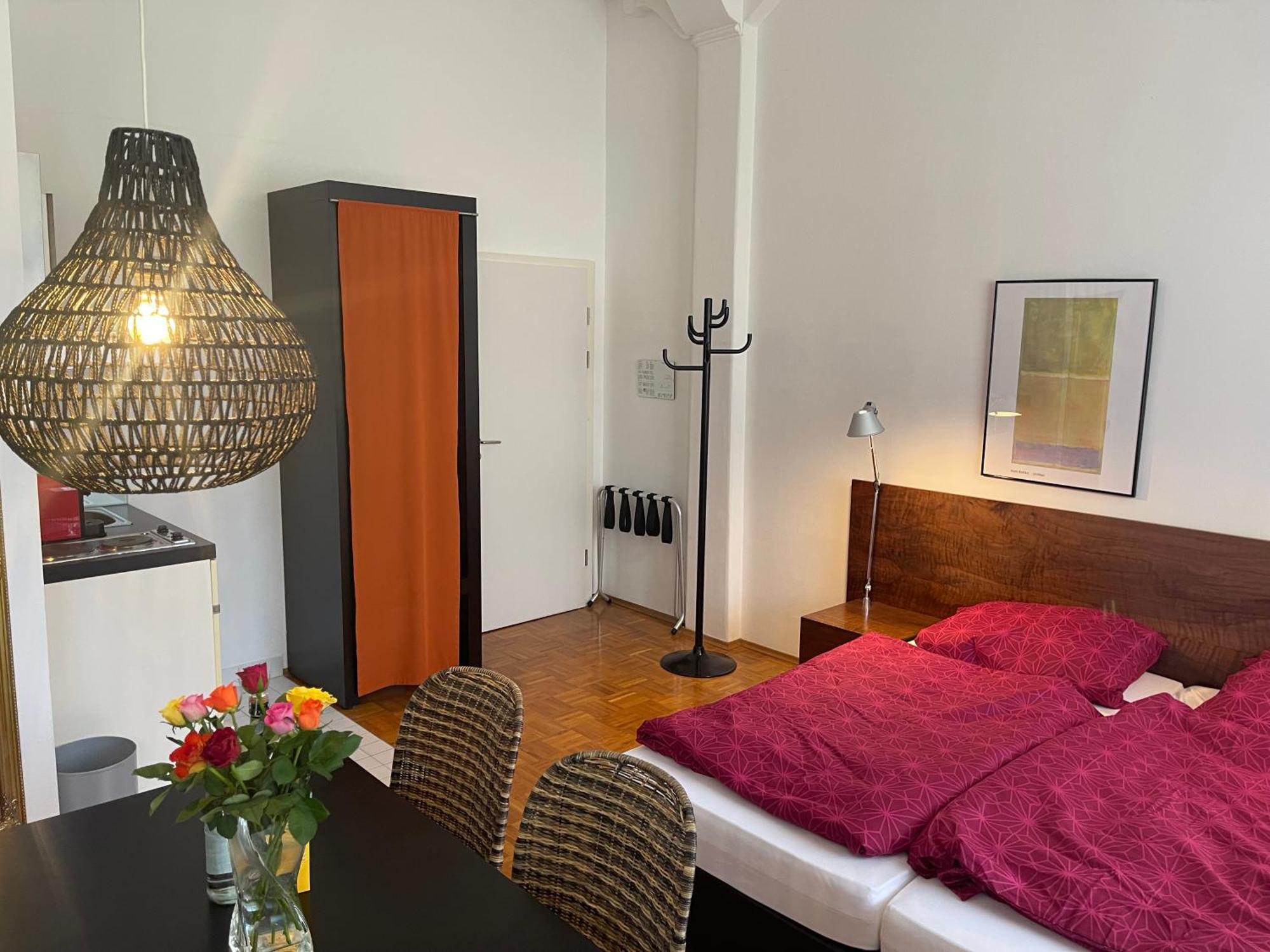 Whliving - Apartments & Studios In Konstanz Exterior photo